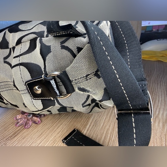 Coach Kyra Signature C Backpack no tags included - Picture 14 of 15